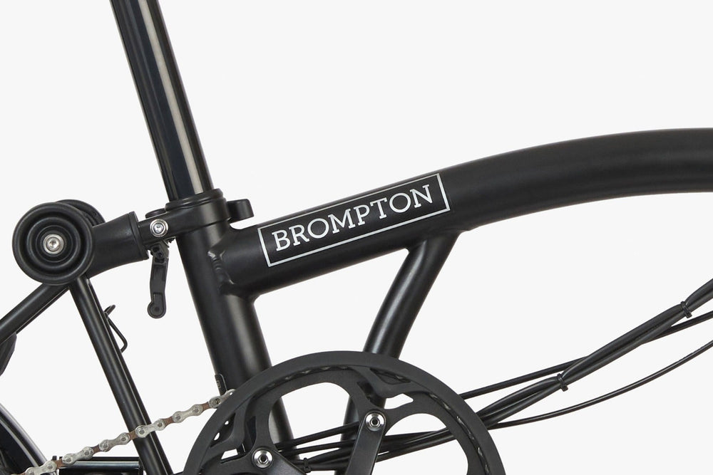 Bicicleta Elétrica Brompton Electric C-Line Explore Black
