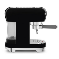 Máquina de Café Espresso Manual Smeg ECF02 Preto